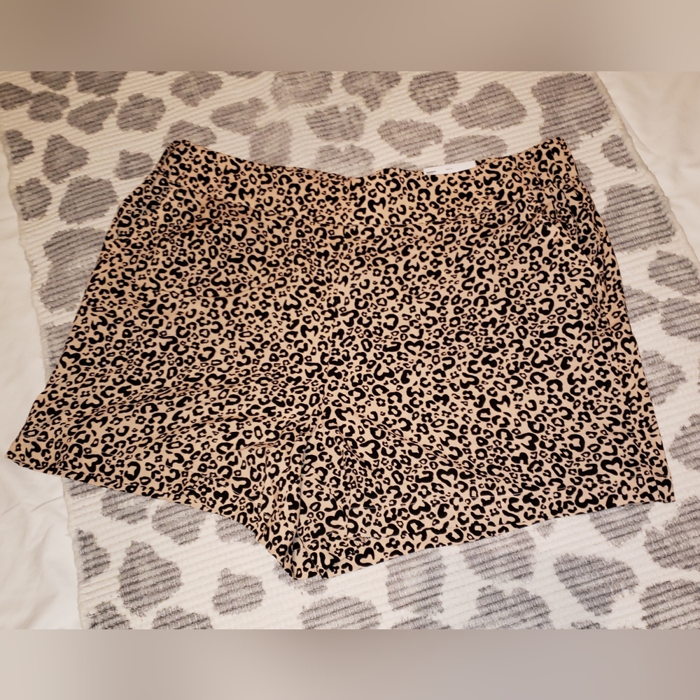 Nine West XL shorts